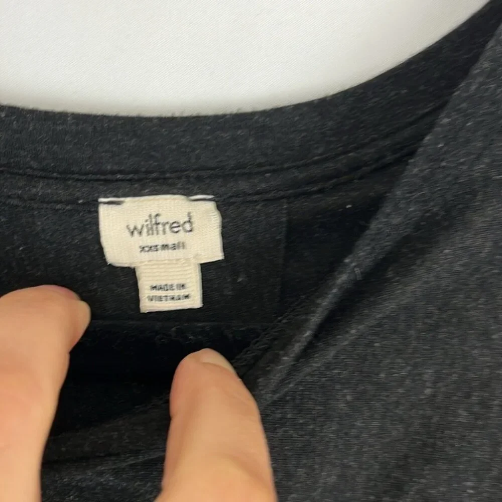 Aritzia Wilfred La Rivière Black Rayon Split Open-Back Long Sleeve Sweater - Picture 5 of 10